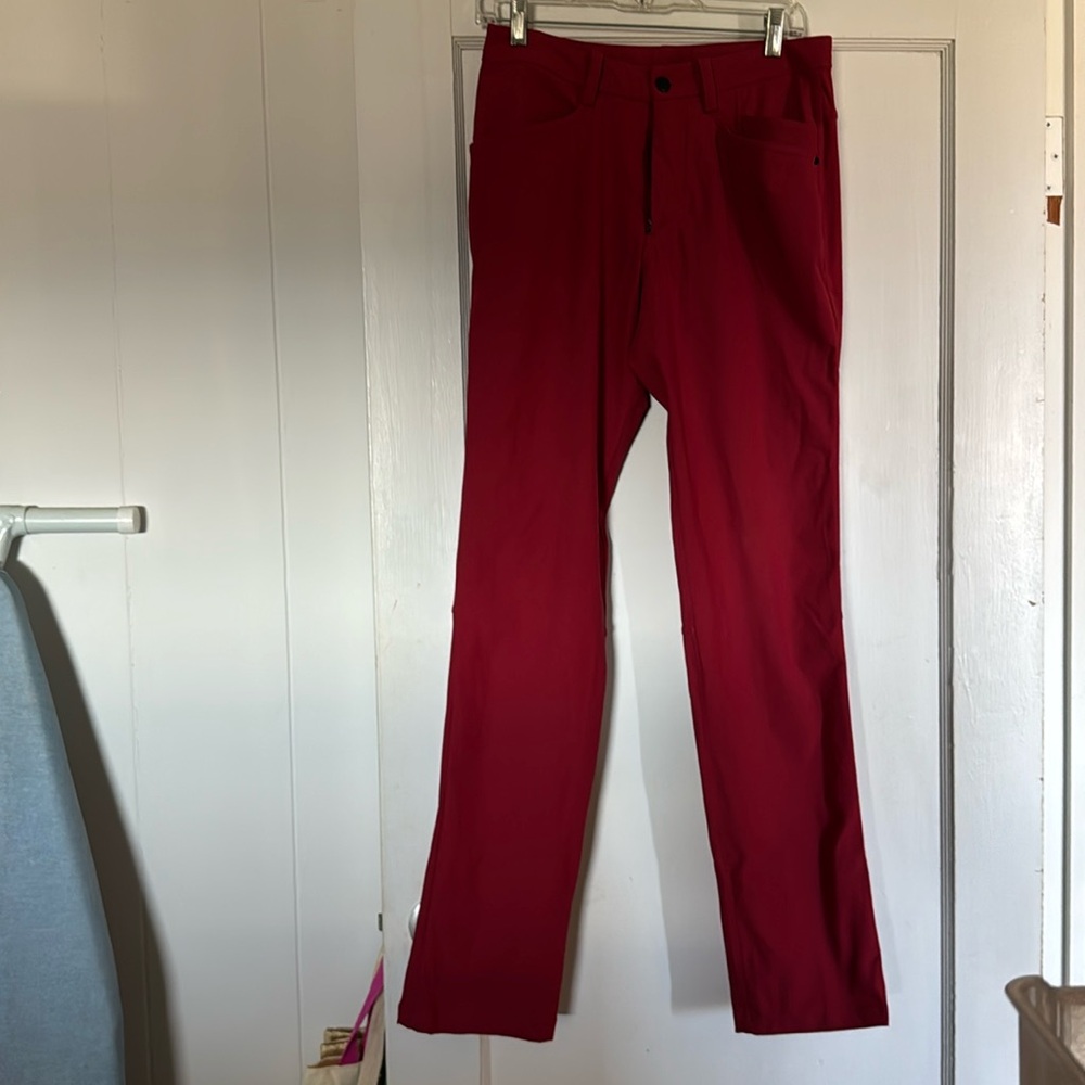 Lulemon male trousers